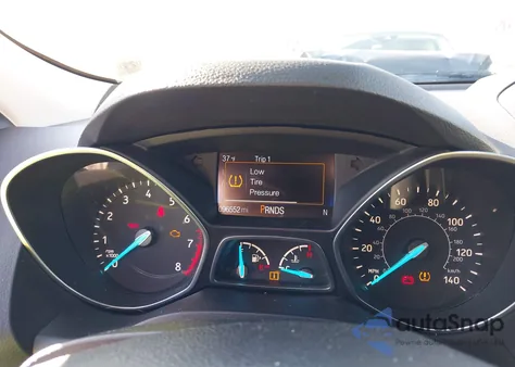 2017 Ford Escape Se z USA, uszkodzony, nr VIN 1FMCU9GD9HUC62596